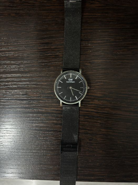 Часы Daniel Wellington