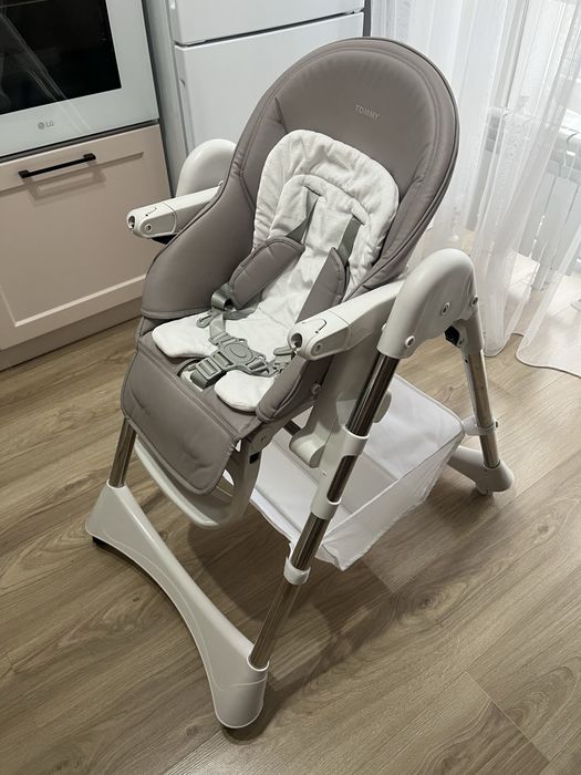 Детский стульчик для кормления