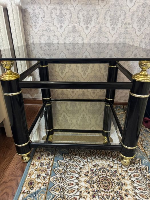 Продам тумба  под Телевизор