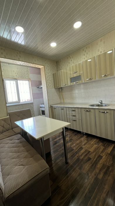 Kvartira sotiladi