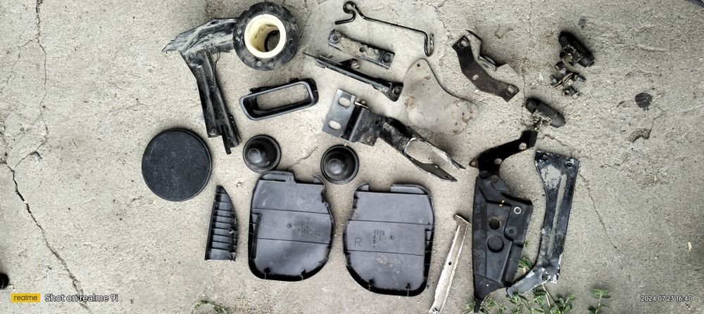 запчасти на audi 80