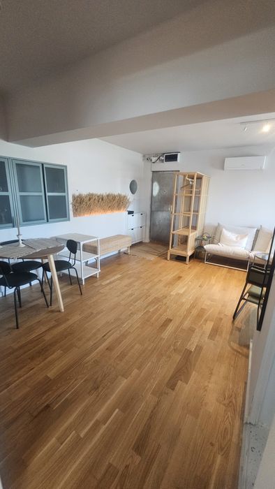De inchiriat piata victoriei -direct proprietar De inchiriat 2 camere