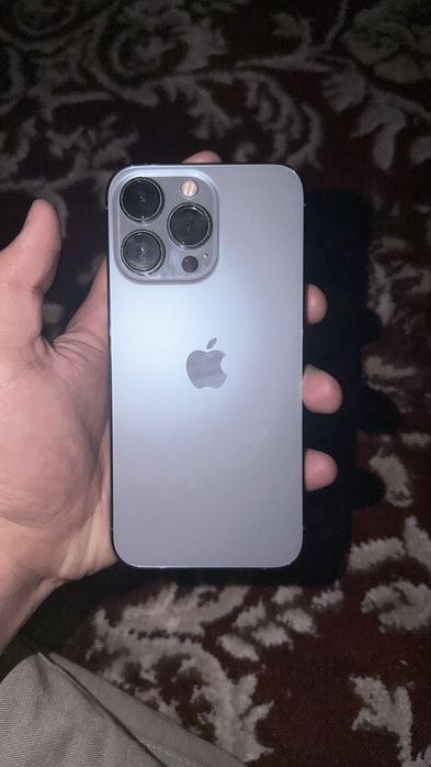 Iphone 13 pro blue