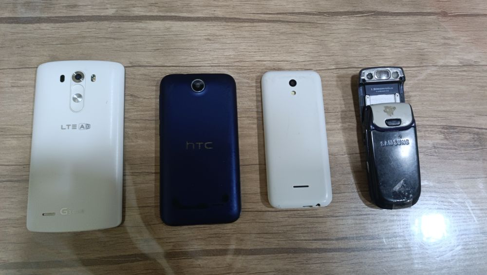 Продаются сотовые телефоны, в не рабочем состоянии.