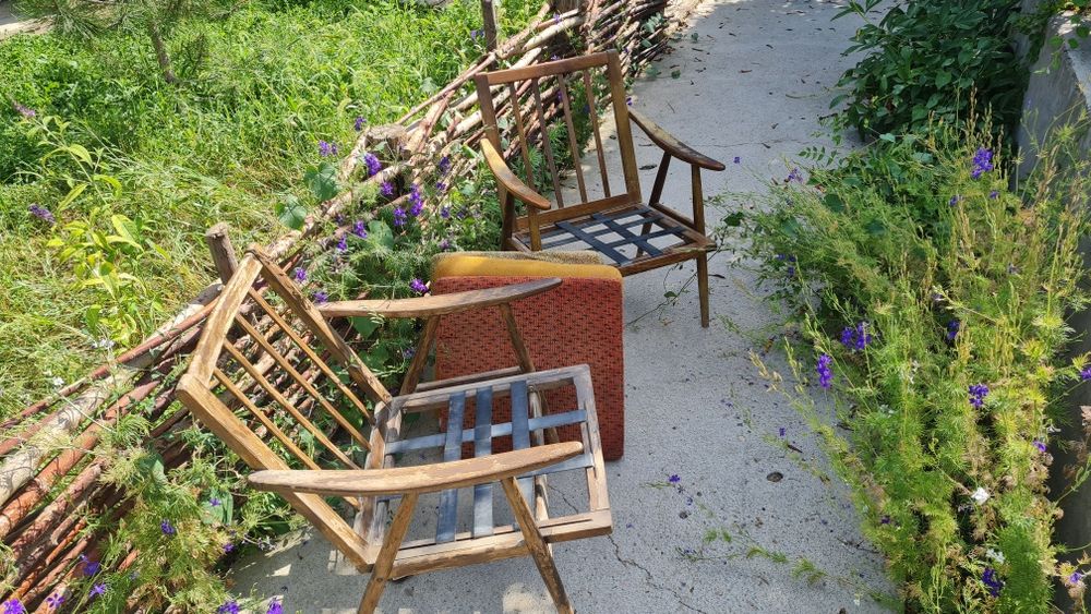 Кресла лигна.               .