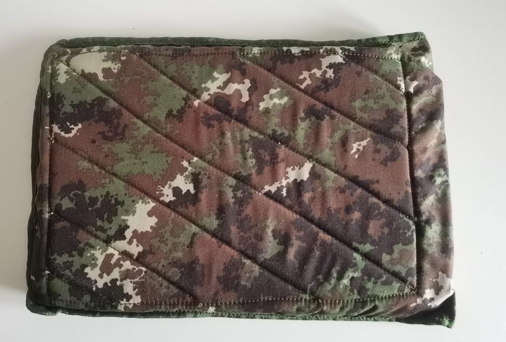 Vând sau schimb tableta grafica Huion KAMVAS 13, 13.3", 8192 ni