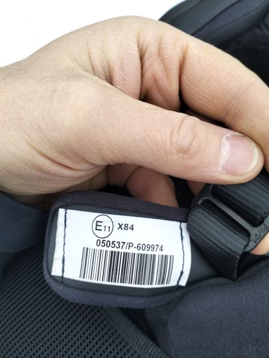 Продам мотошлем шарк