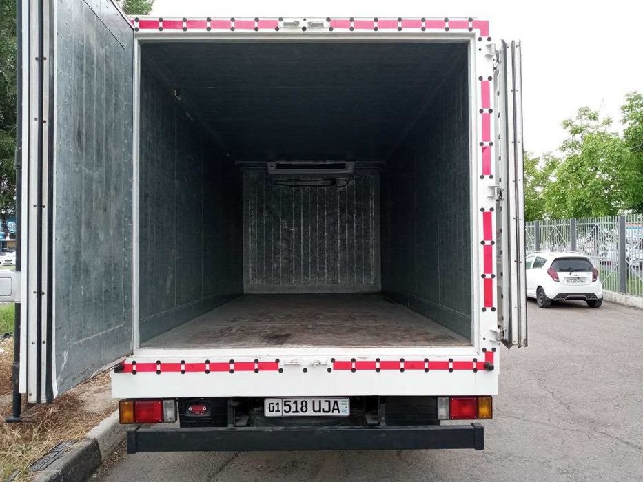 Исузу NQR 71 PL 2014 йил рефрежиратор сотилади