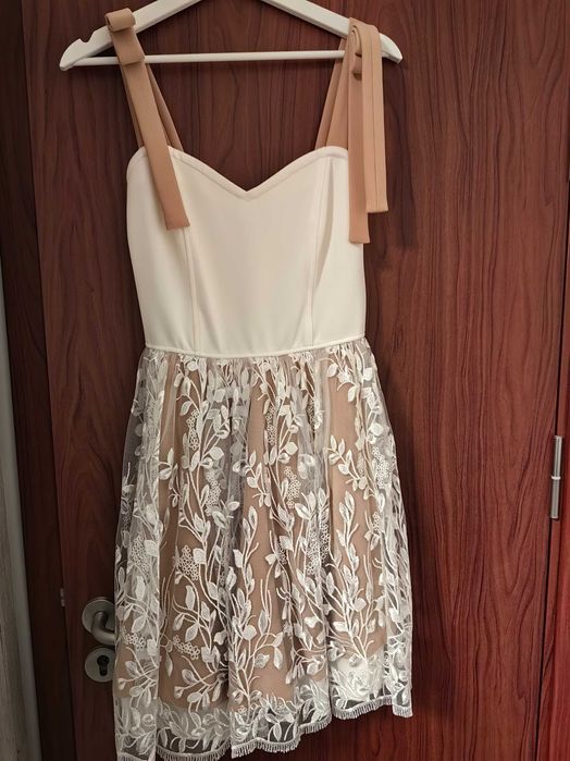 Рокля Lorreti с колан