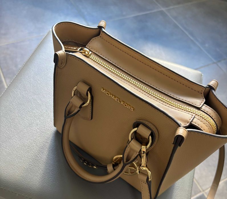 Дамска чанта Michael Kors