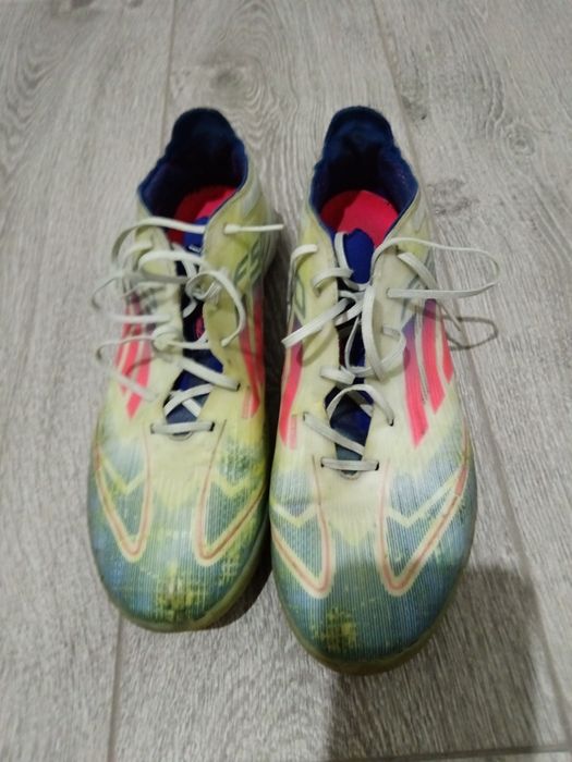 Продам сороконожки