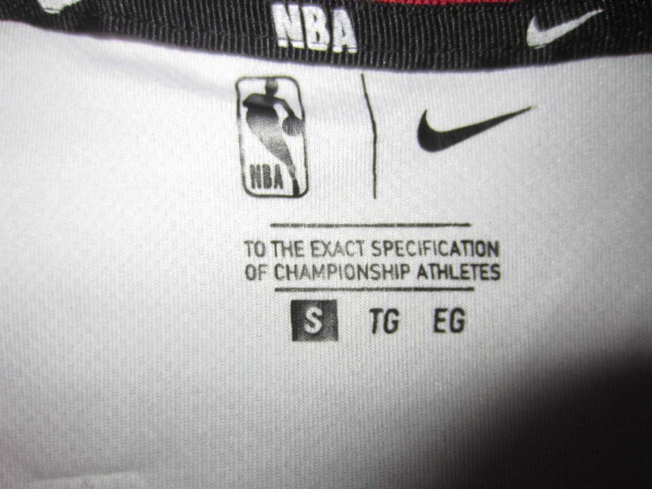 Maiou baschet Jordan, NBA All Star, masura S, Nike Dri Fit  stare buna ( Atentie! are cateva fire agatate, imperceptibile)