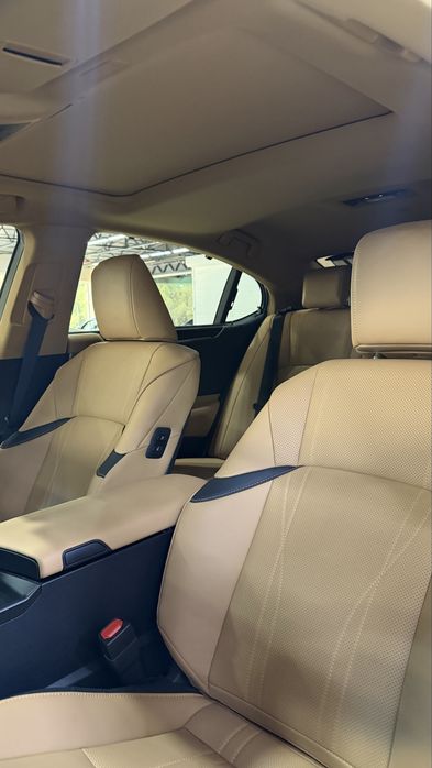 Lexus ES300h 2026