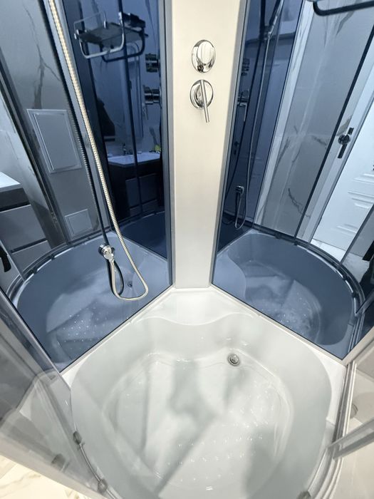 Продам новая Душевая кабина