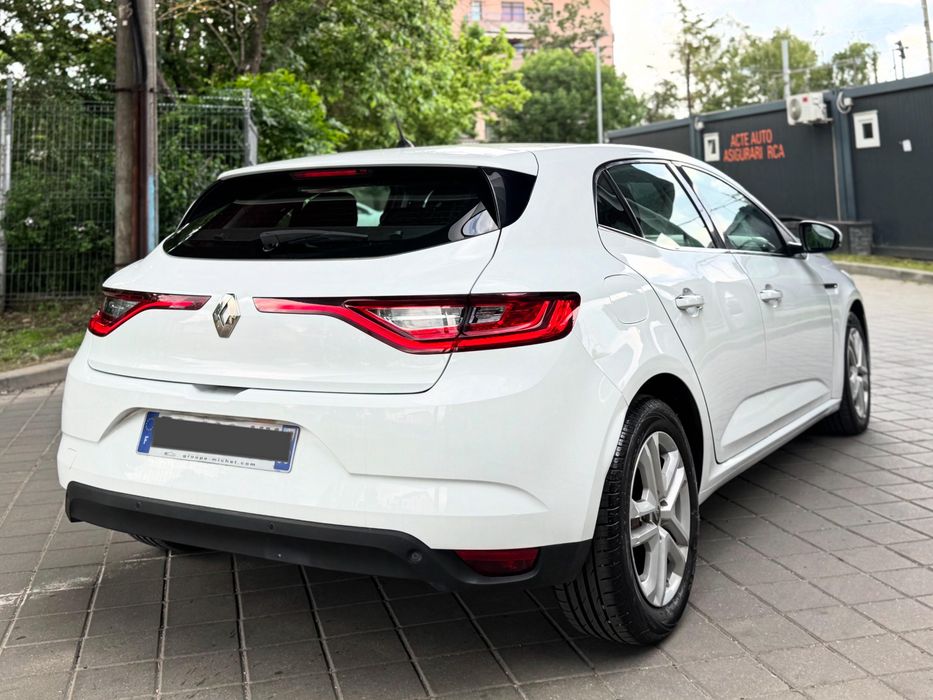 Renault Megane IV // 2021 euro 6 // 1.5 dci 115cp // AUTOMATA