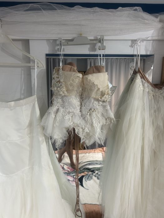 Ocazie Rochie mireasa casa Nanette + gratuit voal si crinolina