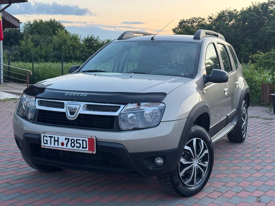 Dacia Duster 4x4 benzină si gaz