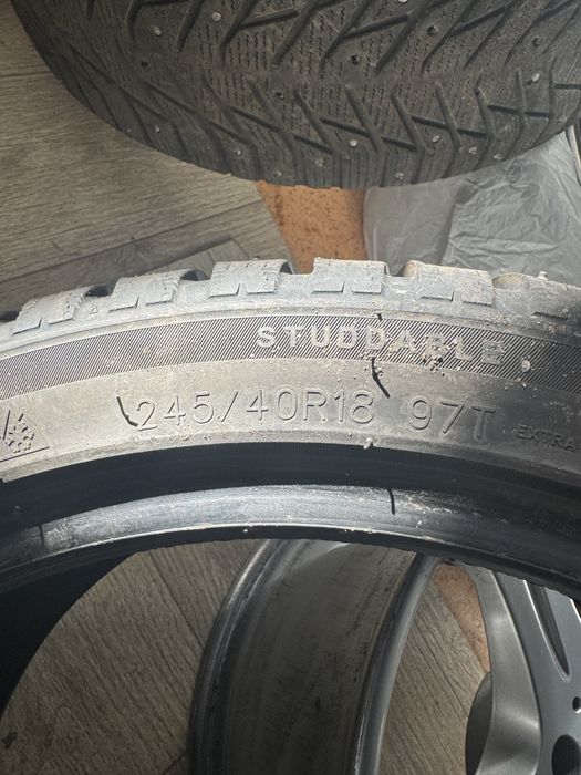 Покрышка зимний на R18