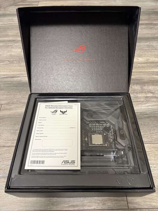 Продам Intel Core i7 7700k + мат. плата ASUS MAXIMUS IX FORMULA