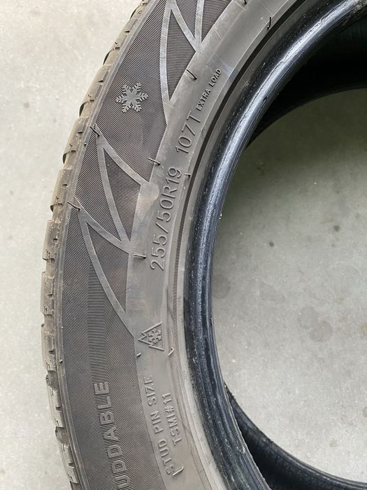 Anvelope iarna 255/50 R19