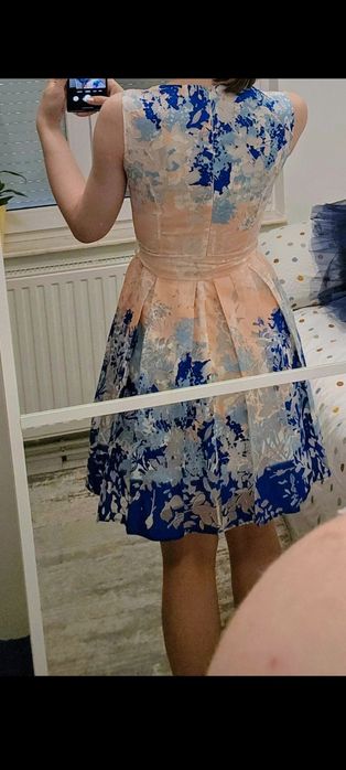 Vând rochie / rochița fete/ domnisoare