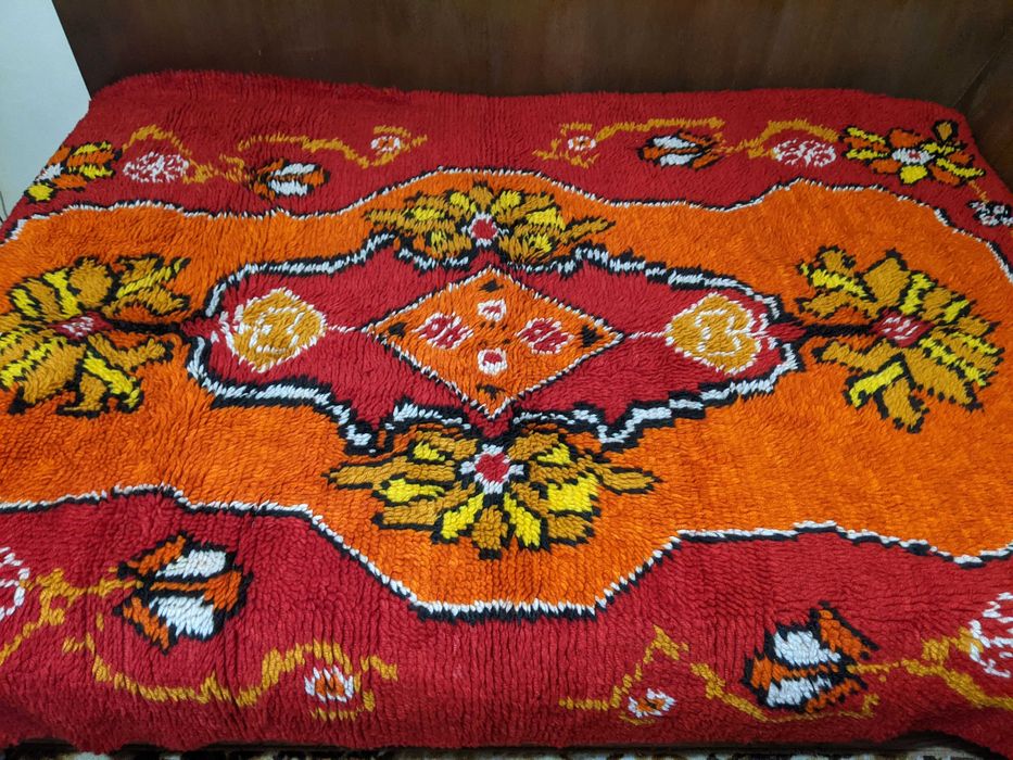 Цветен китеник / губер