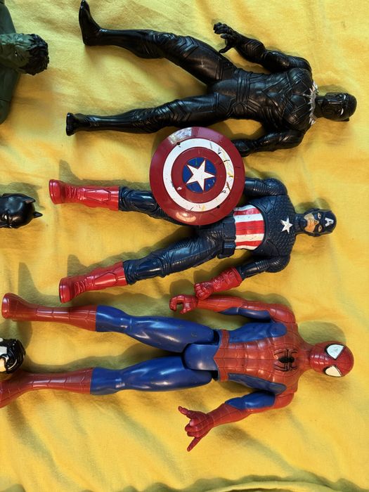 Фигурки/играчки на герои/супергерои Marvel, DC,