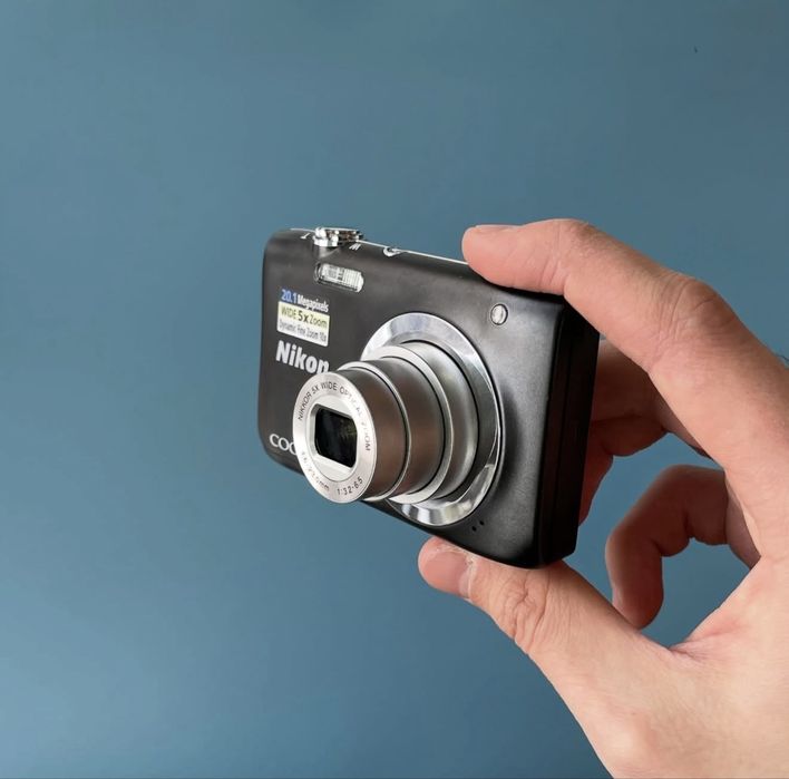 Цифровая камера Nikon Coolpix A100