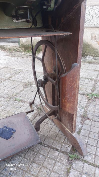 Стара шевна машина Veritas