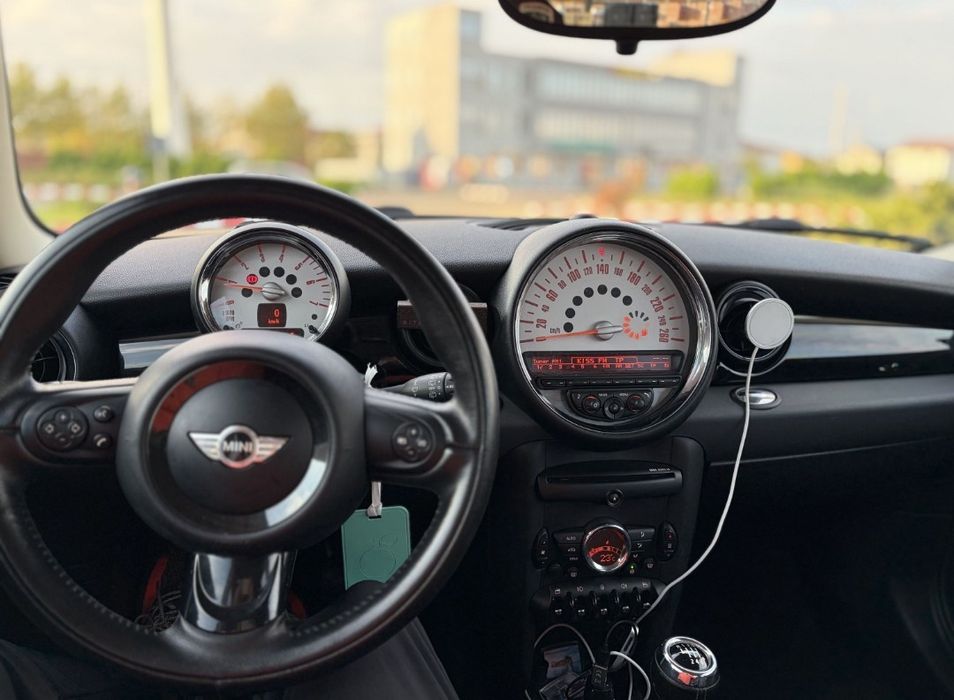 MINI ONE 1.6 Diesel (BMW) 2012**E 5...PIELE...IMPECABILA