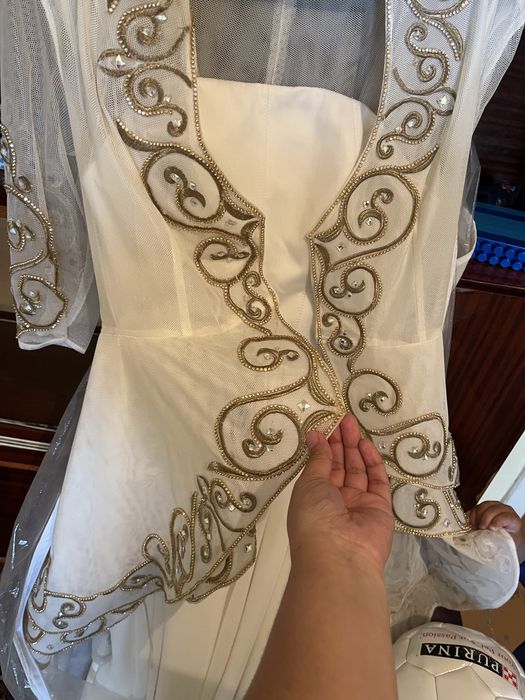 Свадебное платье