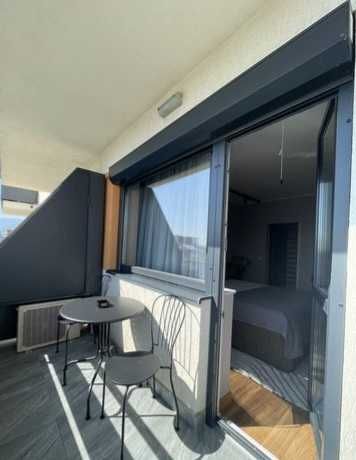 Non Stop Inchiriez Apartament in Regim Hotelier