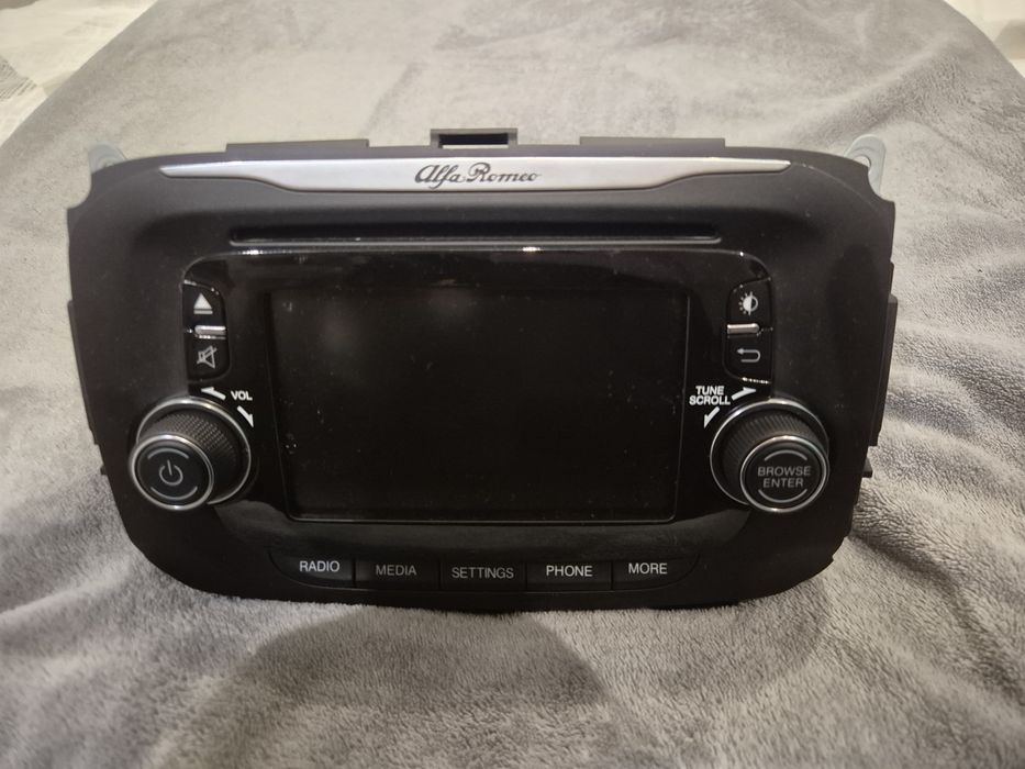 Радио и медиа за Alfa Romeo Giulietta 940 facelift 2015