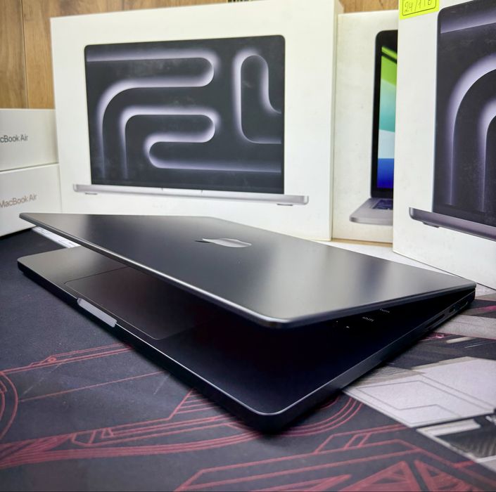 Macbook M4 Pro 24/1TB Black