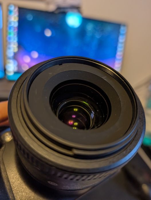 Nikon d3100 + Nikkor  35mm 1.8g + 18-55mm vr + baterii + card 8gb