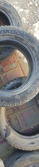 Продам шины б/у. R15