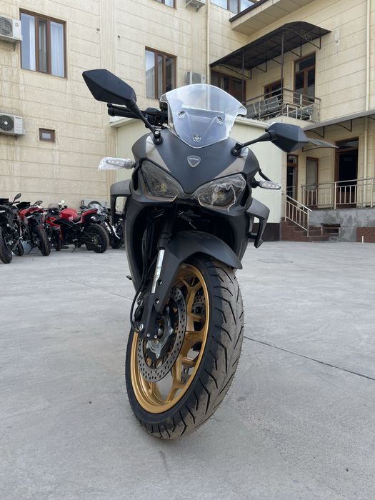 Мотоцикл 400куб Дукасу кредит