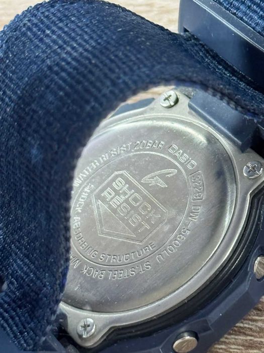 Часовник Casio G-Shock DW-5600LU-2ER