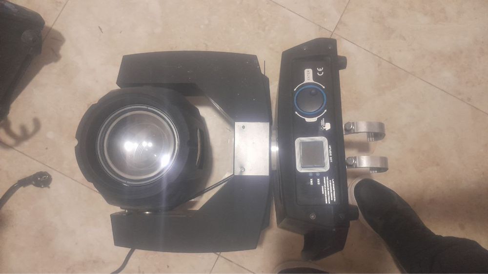 Sveta muzika sotiladi