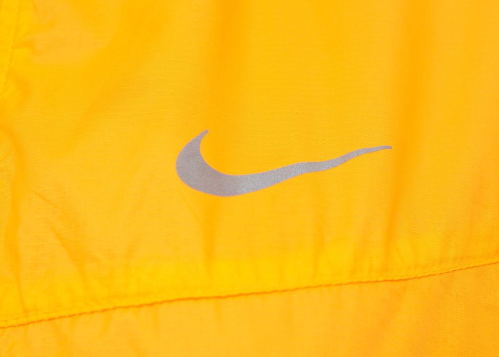 Nike оригинално дамско яке оранжево с качулка ветровка горница L