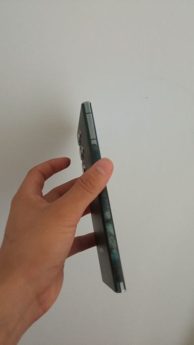 Samsung S 22 Ultra 12/512 GB с разбитым экраном