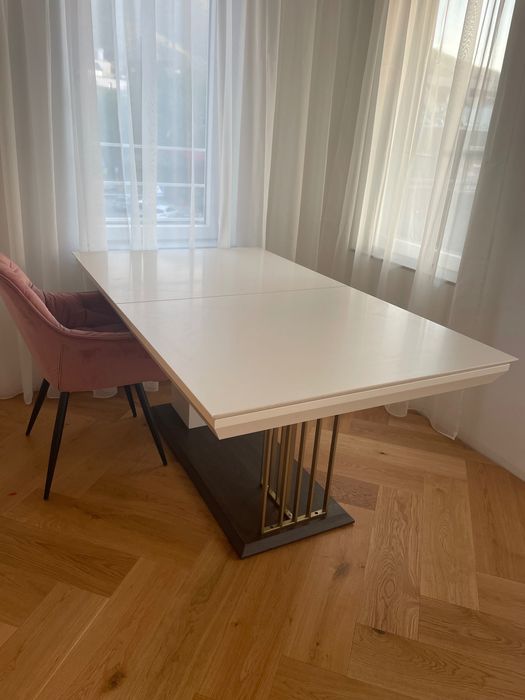 НОВА Голяма трапезна маса - бяла МДФ