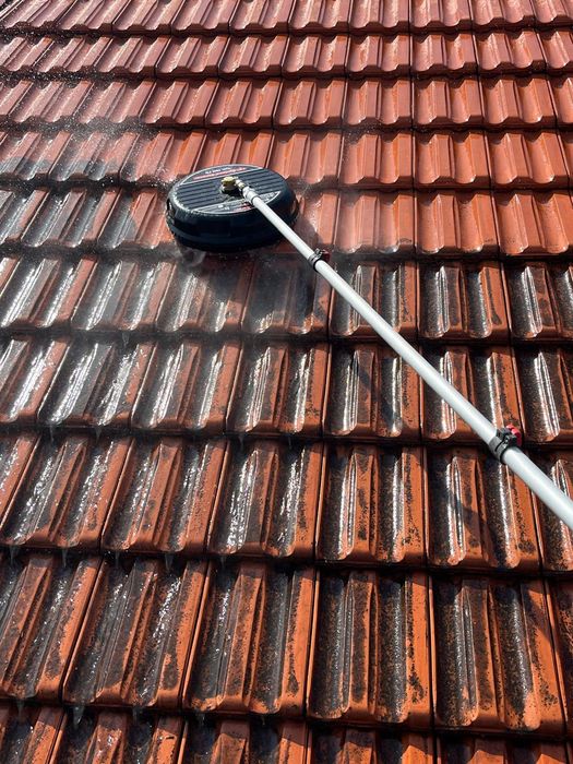 Curatare pavaj,acoperisuri