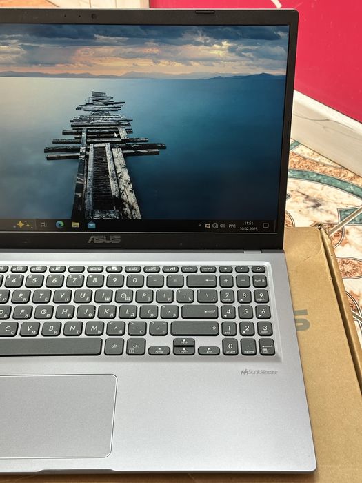 Asus intel(R) Core i3-1115G4 3.00 Ghz 23-года свежий ноут!