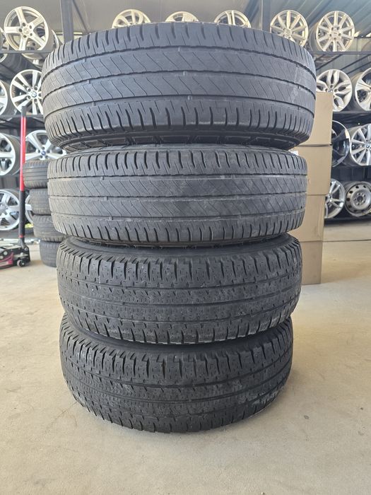 4 Броя Бусови Гуми 225/75/16C Michelin 2x6,6mm 2x4mm