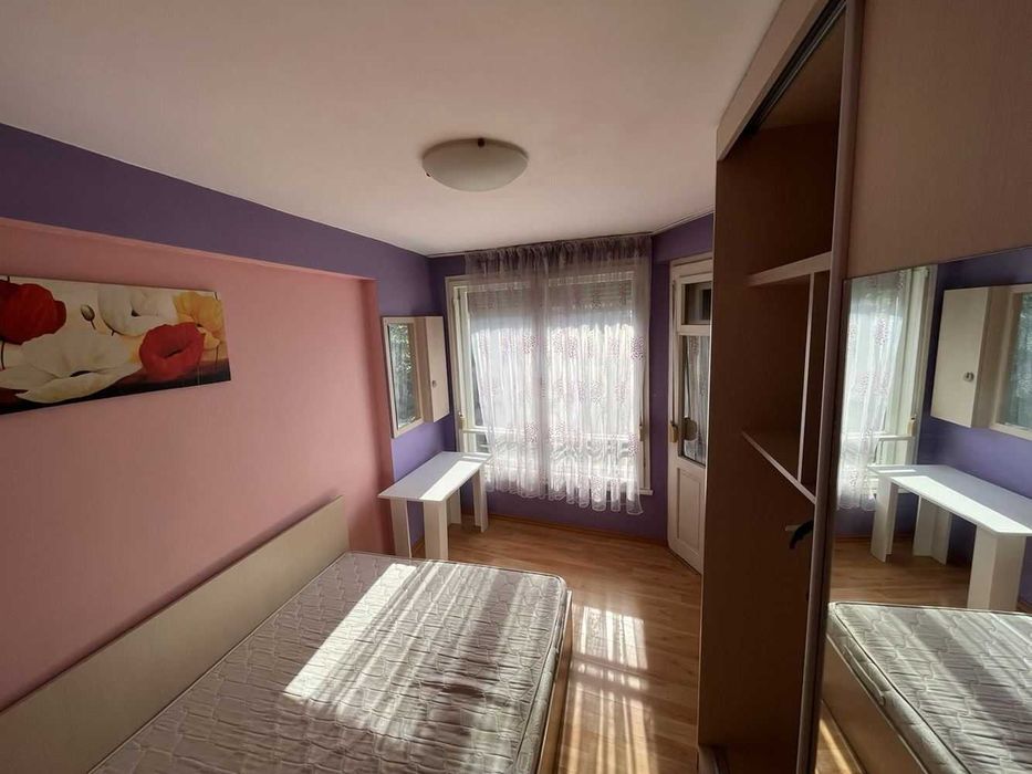 Дава се под наем Двустаен апартамент в Пловдив, Център - 55 кв.м за 325 € - Снимка #5