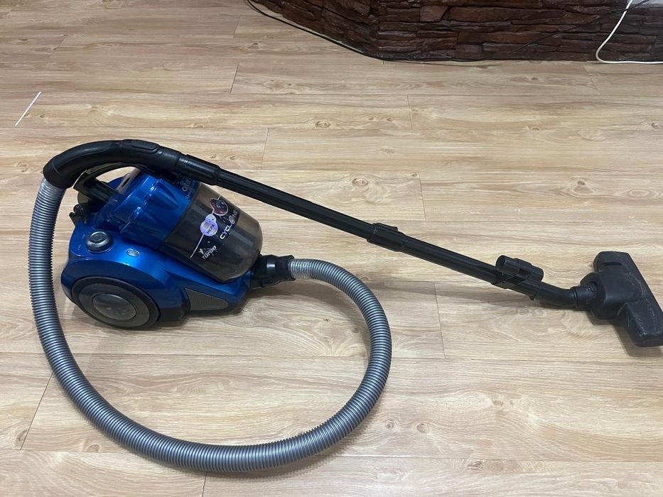 Продам бу пылесос