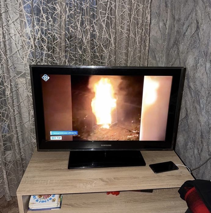 Телевизор Samsung  б/у