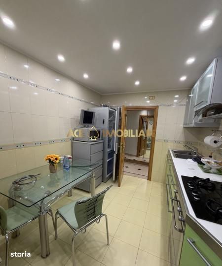 3 Camere de inchiriat | Unirii | Metrou | Centrala | Mobila | Utilat