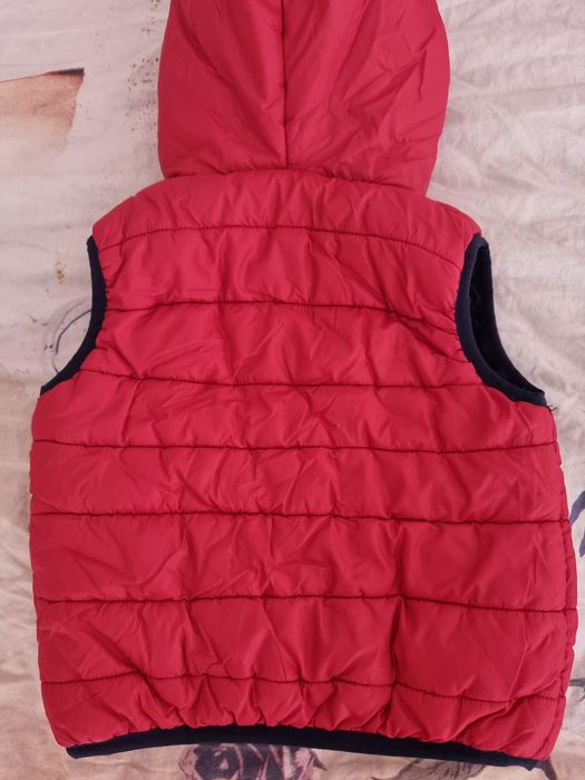 Жилетка Esprit 122см.